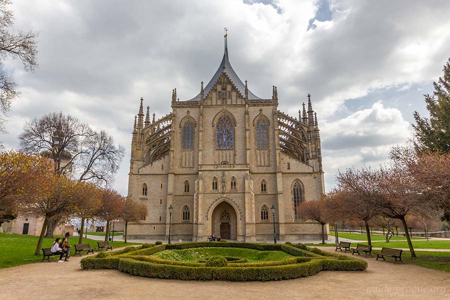 Photo of the Cathedral of St Barbara.