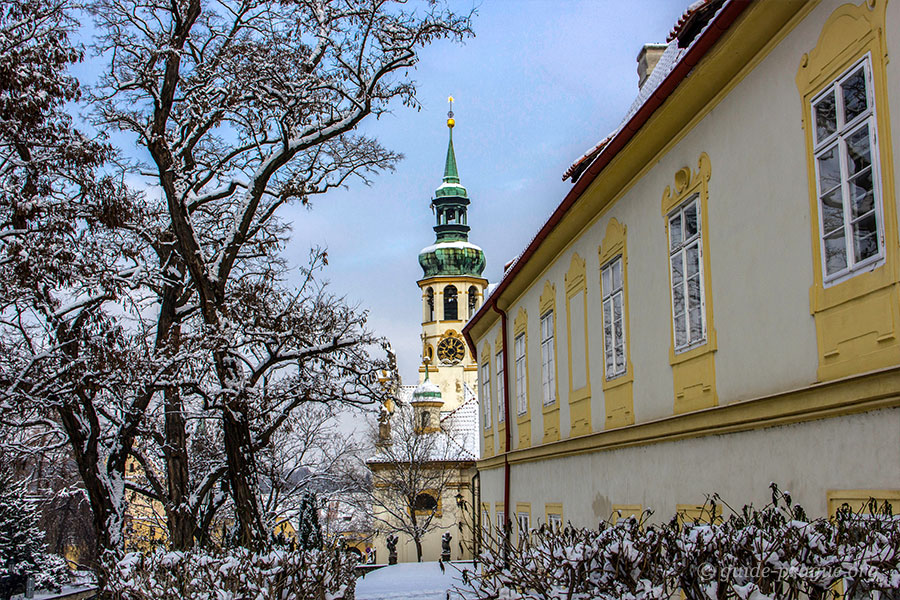 Loreta in Winter, Prague