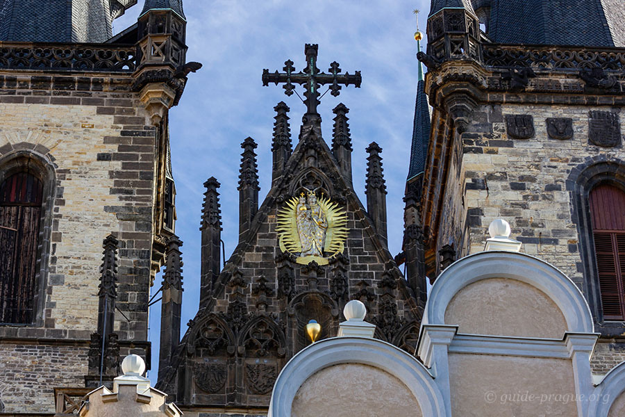 Photo of the gable and spires of the Church of Our Lady before Tyn 