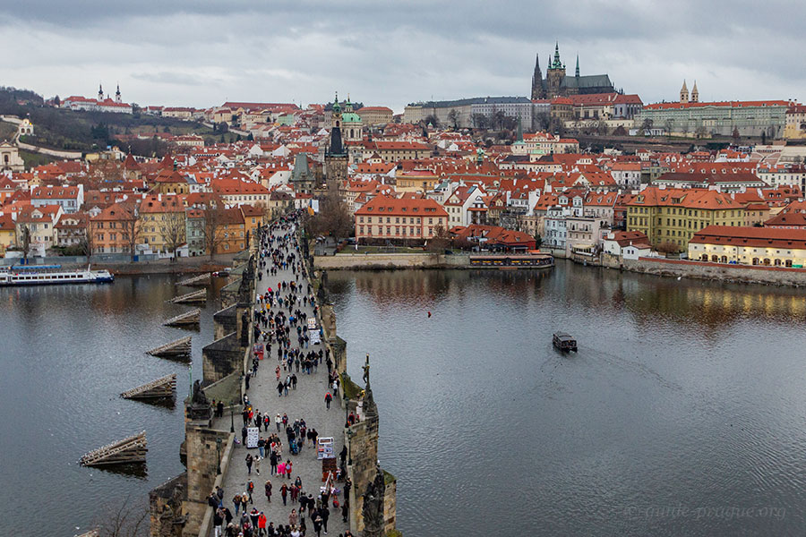 Photo of the view of Charles bridge, the Lesser town and Prague Castle from the Old Town bridge tower.