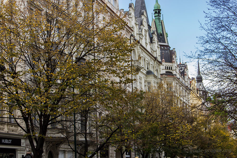 Photo of Parizska Street